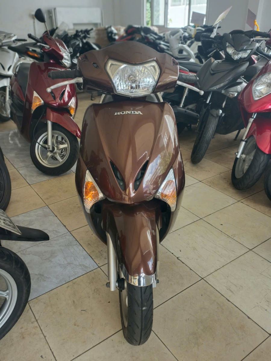 HONDA LEAD 110 – 2011 – CỐP RỘNG, ĐI LẠI TIỆN LỢI MỖI NGÀY BS 59UA-10367