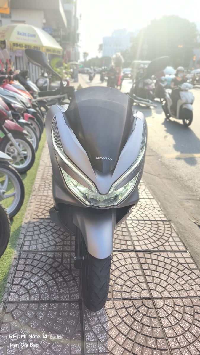 HONDA PCX 150 – 2018 – MẠNH MẼ, ÊM ÁI, ĐI XA THOẢI MÁI BS 59P2-69585