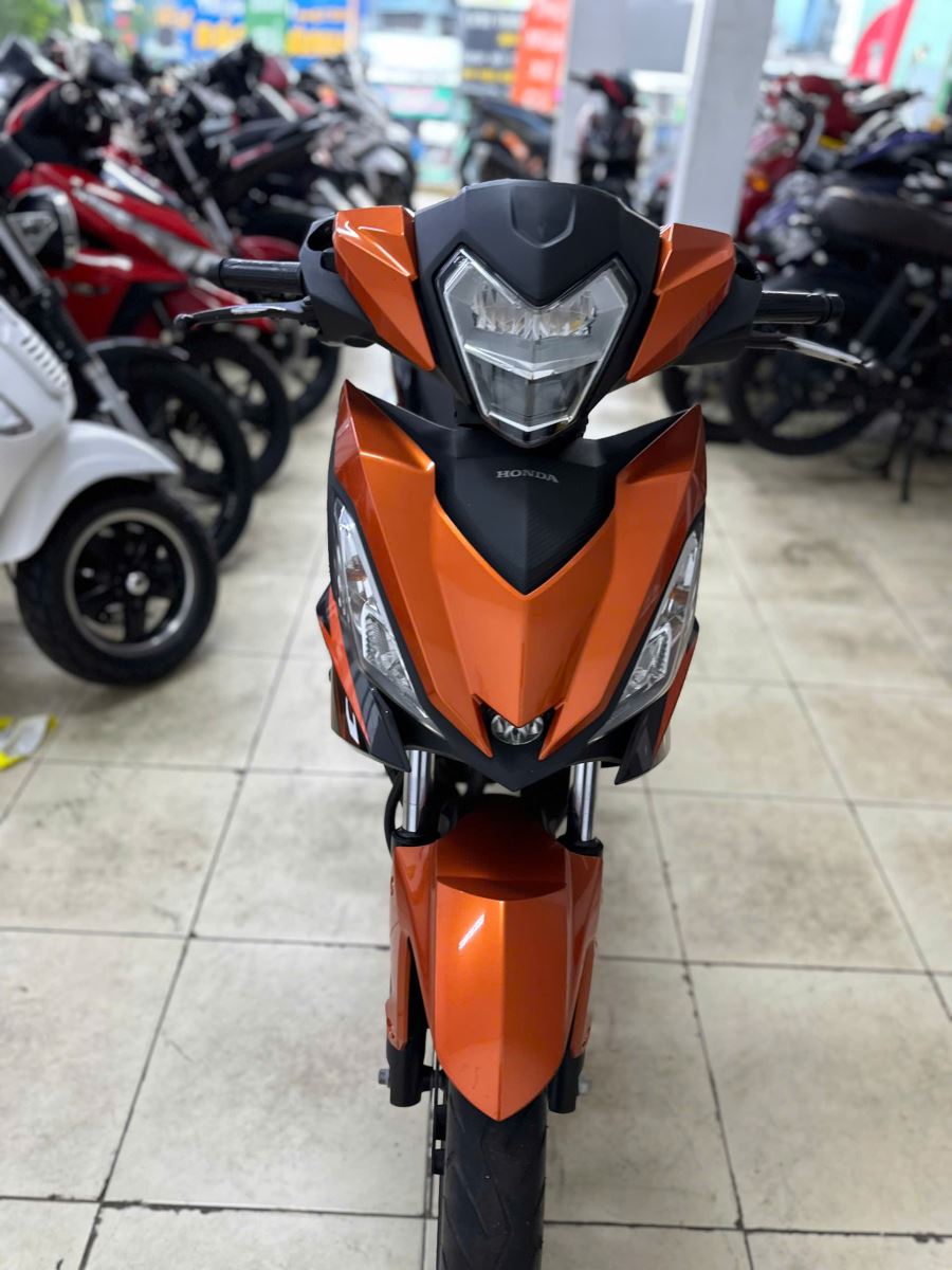 HONDA WINNER V1 150CC 2017 BS 60B8-96709
