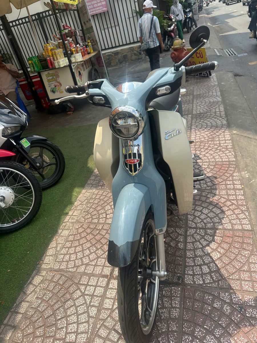 Honda Super Cub C125cc 2019 phong cách cổ điển